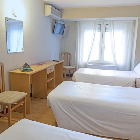 Alda Plaza Гостевой дом *